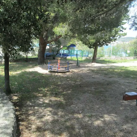Mobile Pearl Of Murter Holiday park Jezera
